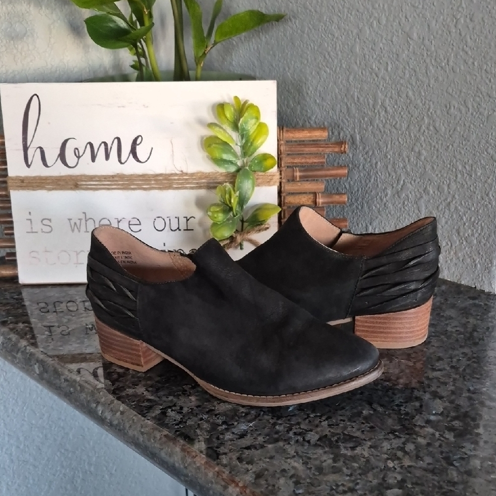 Women's Black Suede Low Heel Slip-On Shoes